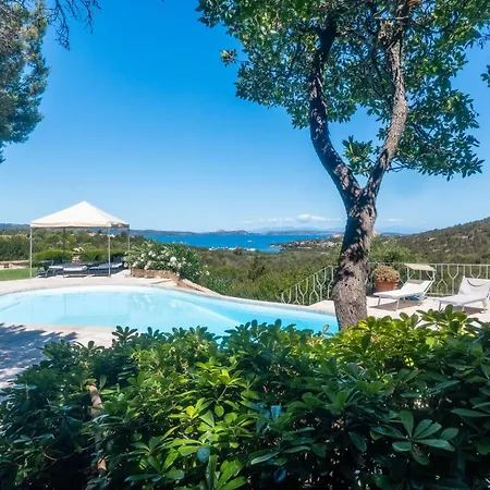 Cala Bitta Villa *