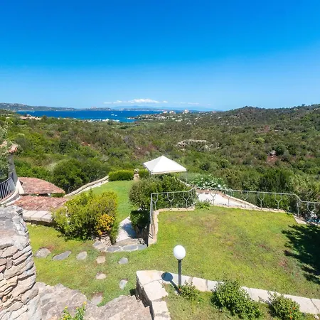 Cala Bitta ヴィラ