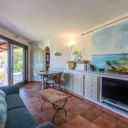 Cala Bitta ヴィラ アルツァケーナ